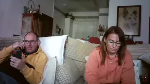 LOLA HUESO y ERIC online show from 02/23/25, 03:40