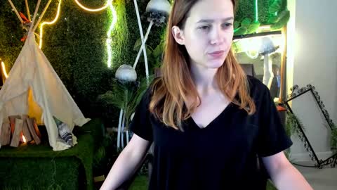 Snapshot of lolalemona chatting on 12/03/24, 03:11 lolalemona online show from 12/03/24, 03:11