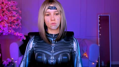 Snapshot of lolalemona chatting on 12/15/24, 01:32 lolalemona online show from 12/15/24, 01:32