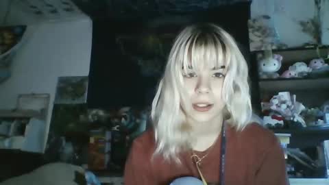 Lola Lixx online show from 12/06/24, 12:45