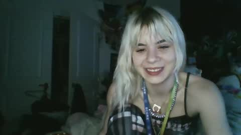 Lola Lixx online show from 12/08/24, 07:58