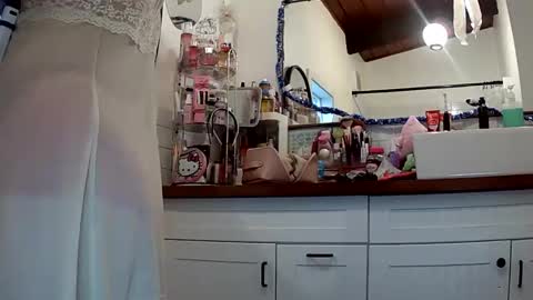 Lola Lixx online show from 02/02/26, 07:56