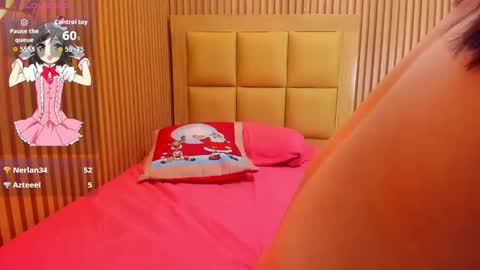 Snapshot of lolamaxi chatting on 12/19/25, 03:57 LOLA online show from 12/19/25, 03:57