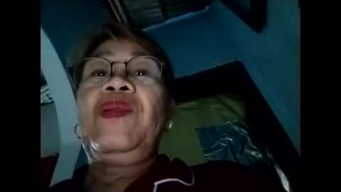 tey online show from 11/10/25, 10:31