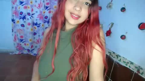 lolamourin online show from 11/17/25, 08:14