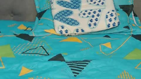 Lola online show from 02/13/25, 11:47