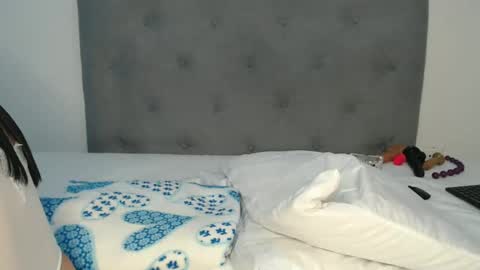 Lola online show from 02/14/25, 09:53