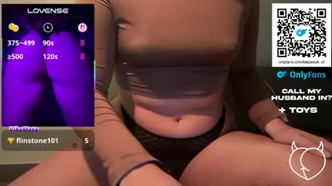 lolapeachtv online show from 12/01/25, 09:31