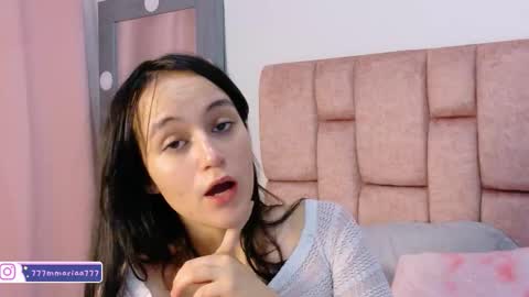 Lola online show from 11/04/25, 01:54