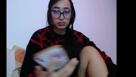 Snapshot of lolitabitchhorney_ chatting on 05/18/26, 04:40 Lolita online show from 05/18/26, 04:40