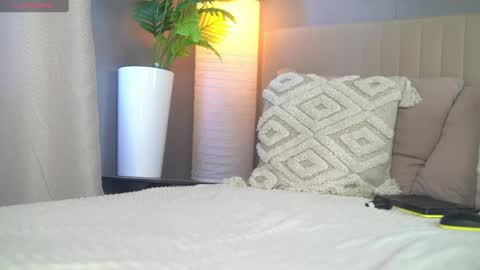 Snapshot of lollastich__ chatting on 04/25/26, 01:41 Lola online show from 04/25/26, 01:41