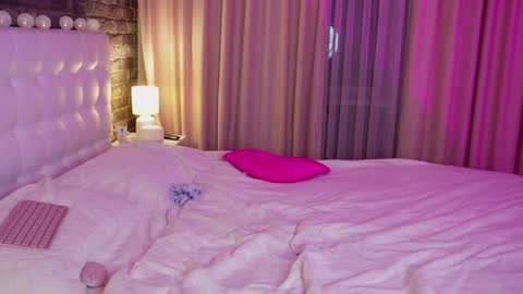 Victoria online show from 01/30/25, 07:48