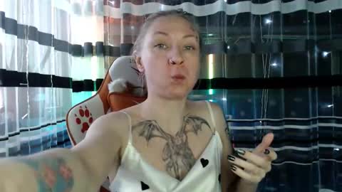 Lisa online show from 01/07/26, 08:06