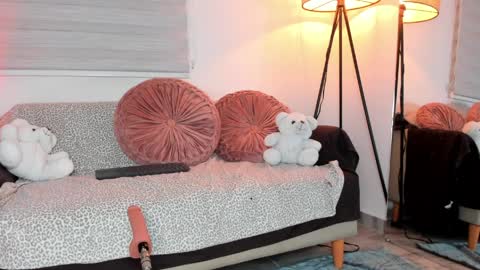 Snapshot of lolly_js_ chatting on 04/04/26, 01:37 Lolly online show from 04/04/26, 01:37