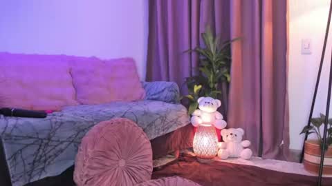 Snapshot of lolly_js_ chatting on 07/30/26, 03:27 Lolly online show from 07/30/26, 03:27