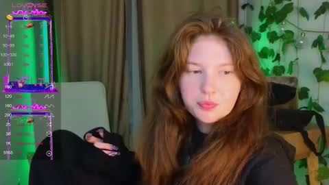 Mona online show from 10/04/25, 07:23