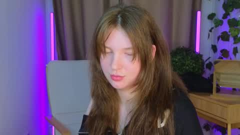 Mona online show from 10/22/25, 06:51