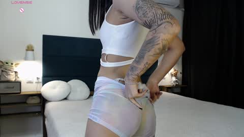 lolly_turner online show from 01/28/25, 02:11