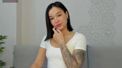 lolly_turner online show from 01/13/26, 05:35