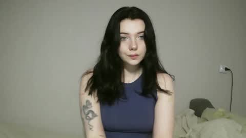 Snapshot of lollylol11 chatting on 11/05/25, 01:55 Lilly online show from 11/05/25, 01:55