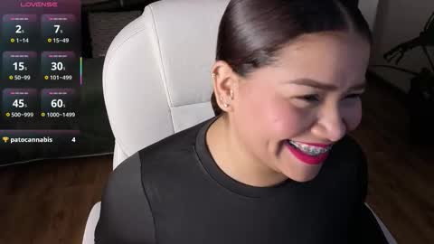 Snapshot of loly_marce chatting on 11/28/25, 10:01 loly_marce online show from 11/28/25, 10:01