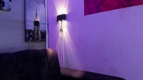 lolydolly_ online show from 12/04/25, 04:44