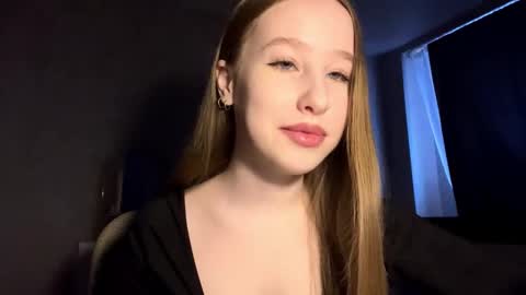 Snapshot of lomahakkila chatting on 02/18/26, 09:16 Nicolina online show from 02/18/26, 09:16