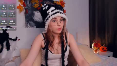 Lona online show from 10/25/25, 06:57