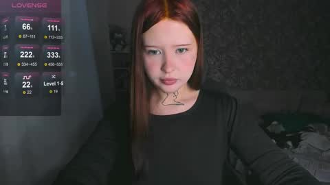 lona online show from 11/04/25, 02:16