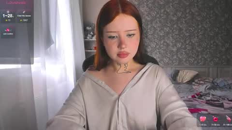 lona online show from 11/10/25, 09:41