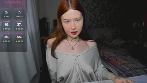 lona online show from 12/19/25, 11:17