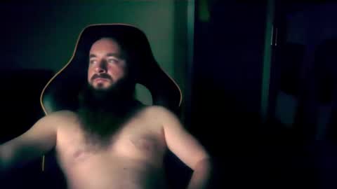 Snapshot of london_man1988 chatting on 01/10/25, 10:15 london_man1988 online show from 01/10/25, 10:15