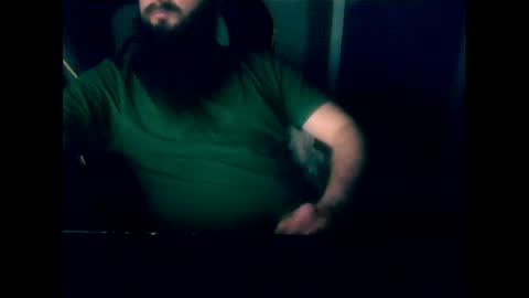 Snapshot of london_man1988 chatting on 02/23/25, 10:42 london_man1988 online show from 02/23/25, 10:42