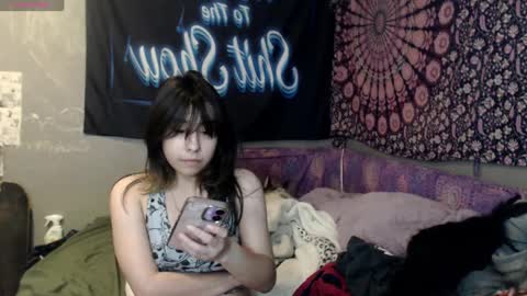 Snapshot of londonray chatting on 09/27/25, 08:30 londonray online show from 09/27/25, 08:30