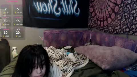 Snapshot of londonray chatting on 10/01/25, 05:35 londonray online show from 10/01/25, 05:35