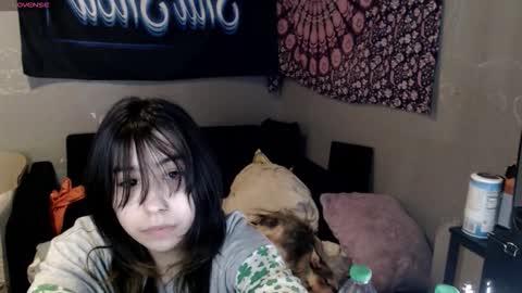 Snapshot of londonray chatting on 11/05/25, 07:30 londonray online show from 11/05/25, 07:30