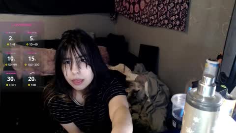 Snapshot of londonray chatting on 11/08/25, 07:30 londonray online show from 11/08/25, 07:30