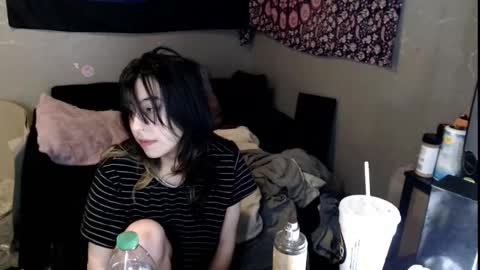 Snapshot of londonray chatting on 11/09/25, 08:34 londonray online show from 11/09/25, 08:34