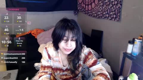 Snapshot of londonray chatting on 11/16/25, 04:18 londonray online show from 11/16/25, 04:18