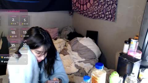 Snapshot of londonray chatting on 11/21/25, 04:22 londonray online show from 11/21/25, 04:22