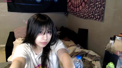 Snapshot of londonray chatting on 11/23/25, 08:14 londonray online show from 11/23/25, 08:14