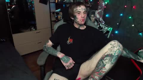 Chris online show from 05/04/26, 06:48