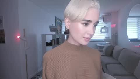 SABRINA online show from 02/10/25, 05:41