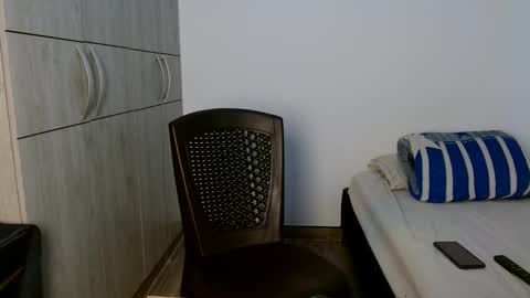 lonelydick2002 online show from 02/11/25, 09:03