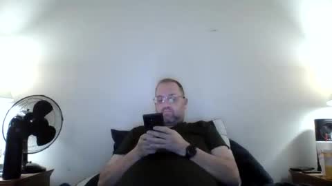 Snapshot of lonelyman91775 chatting on 05/12/26, 08:44 Lonely Man online show from 05/12/26, 08:44
