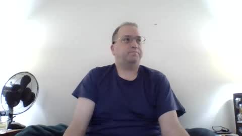 Snapshot of lonelyman91775 chatting on 05/19/26, 10:10 Lonely Man online show from 05/19/26, 10:10