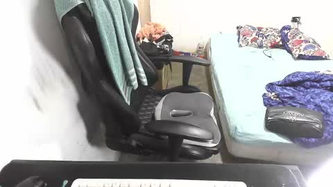 Marvin Santiago online show from 04/30/26, 01:01
