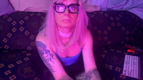 longbeachcd69 online show from 02/11/25, 11:32