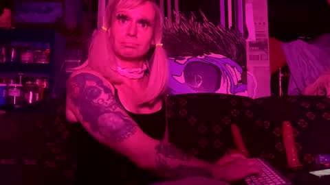 longbeachcd69 online show from 02/15/25, 07:06