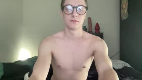 Snapshot of longdickelijah chatting on 03/20/26, 11:20 longdickelijah online show from 03/20/26, 11:20